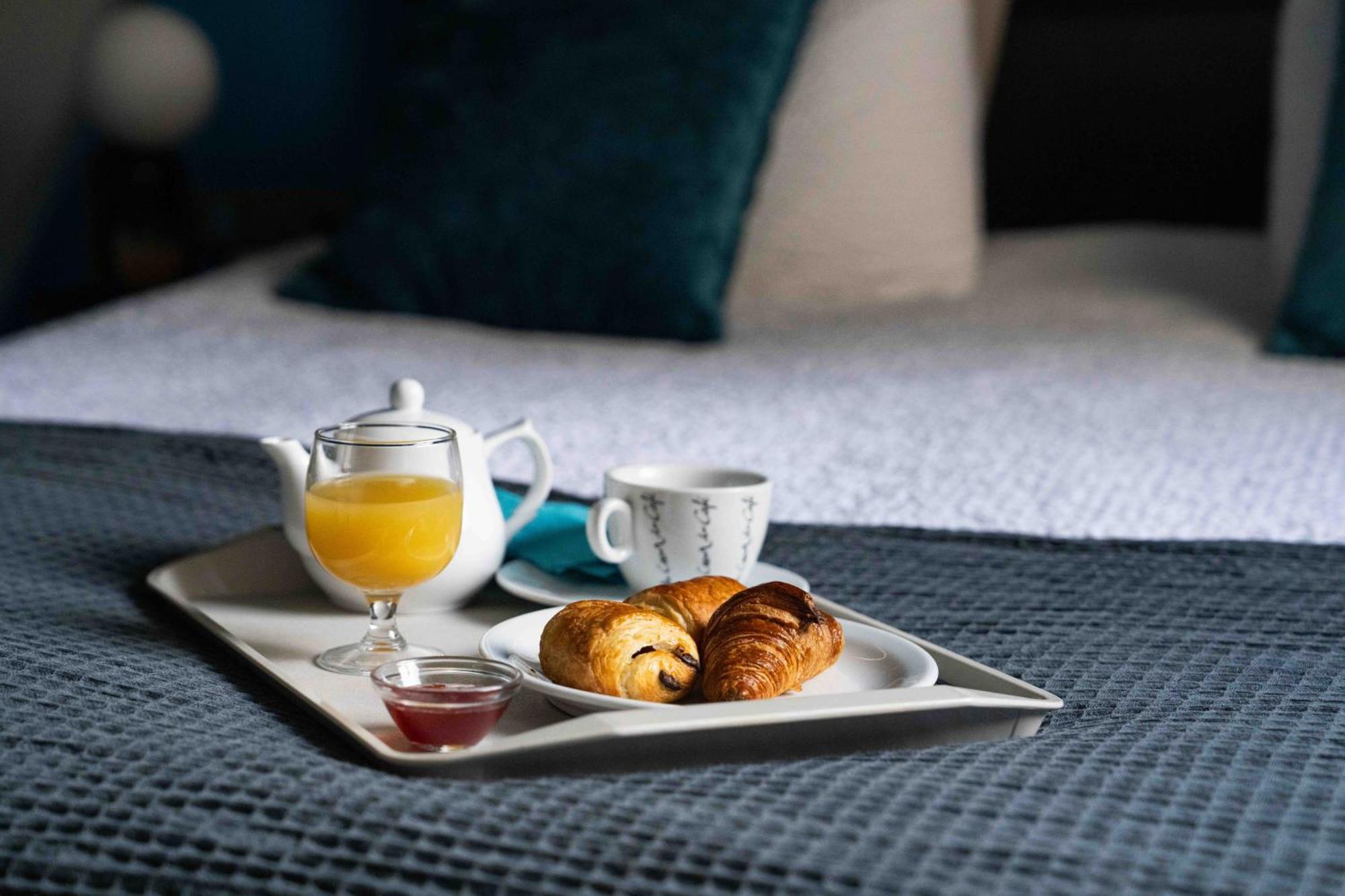 Logis Hotel & Restaurant Ludik ベルジュラック エクステリア 写真