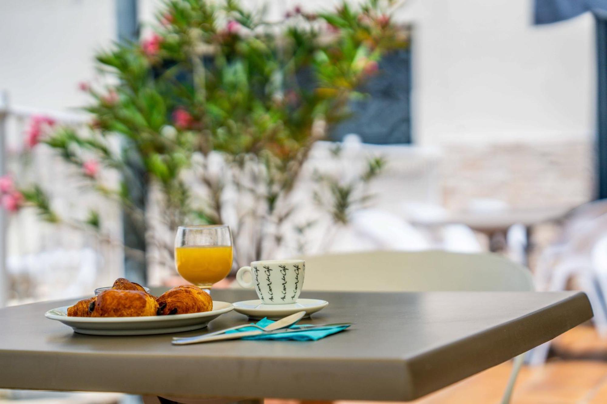 Logis Hotel & Restaurant Ludik ベルジュラック エクステリア 写真