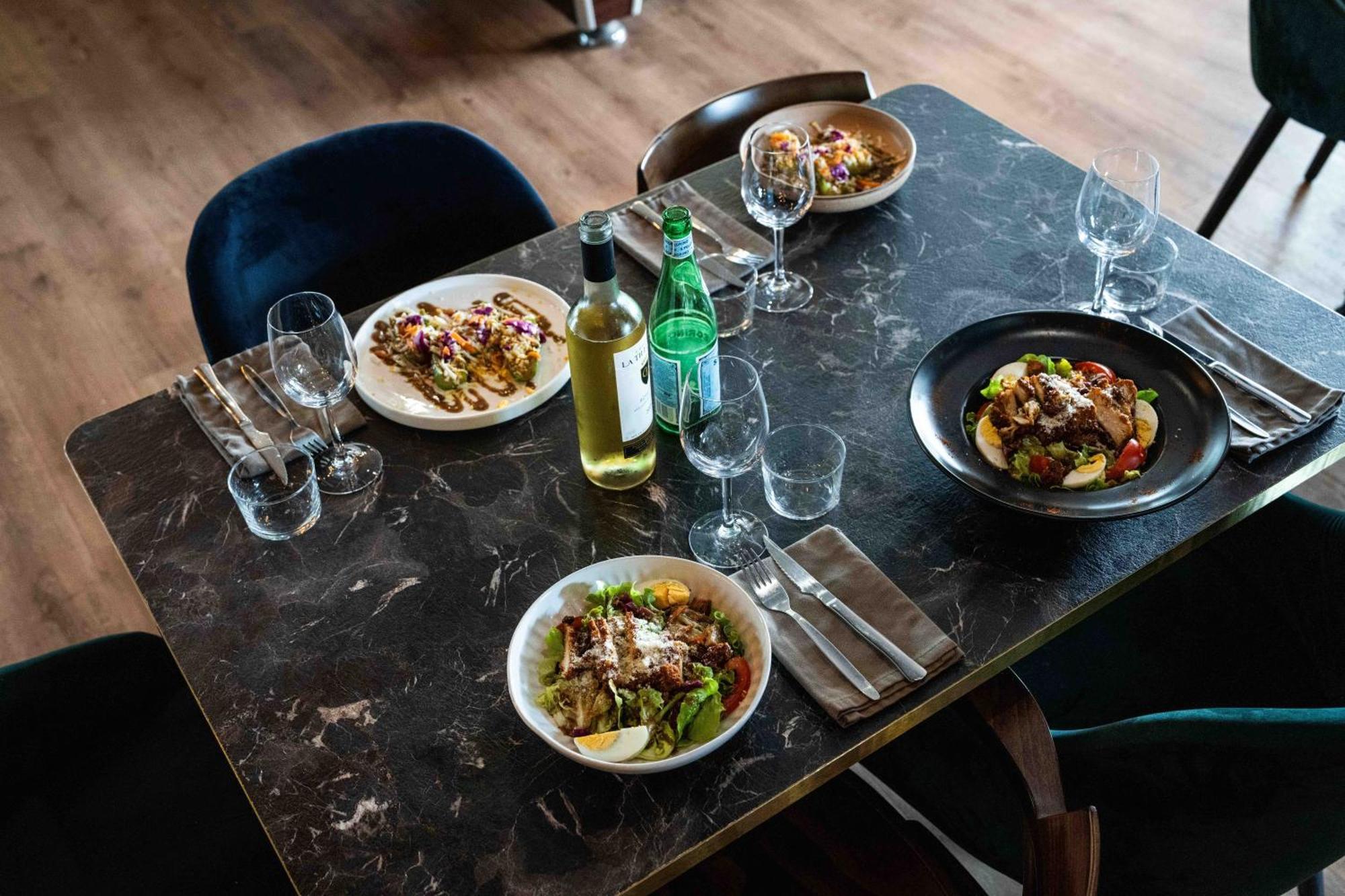 Logis Hotel & Restaurant Ludik ベルジュラック エクステリア 写真